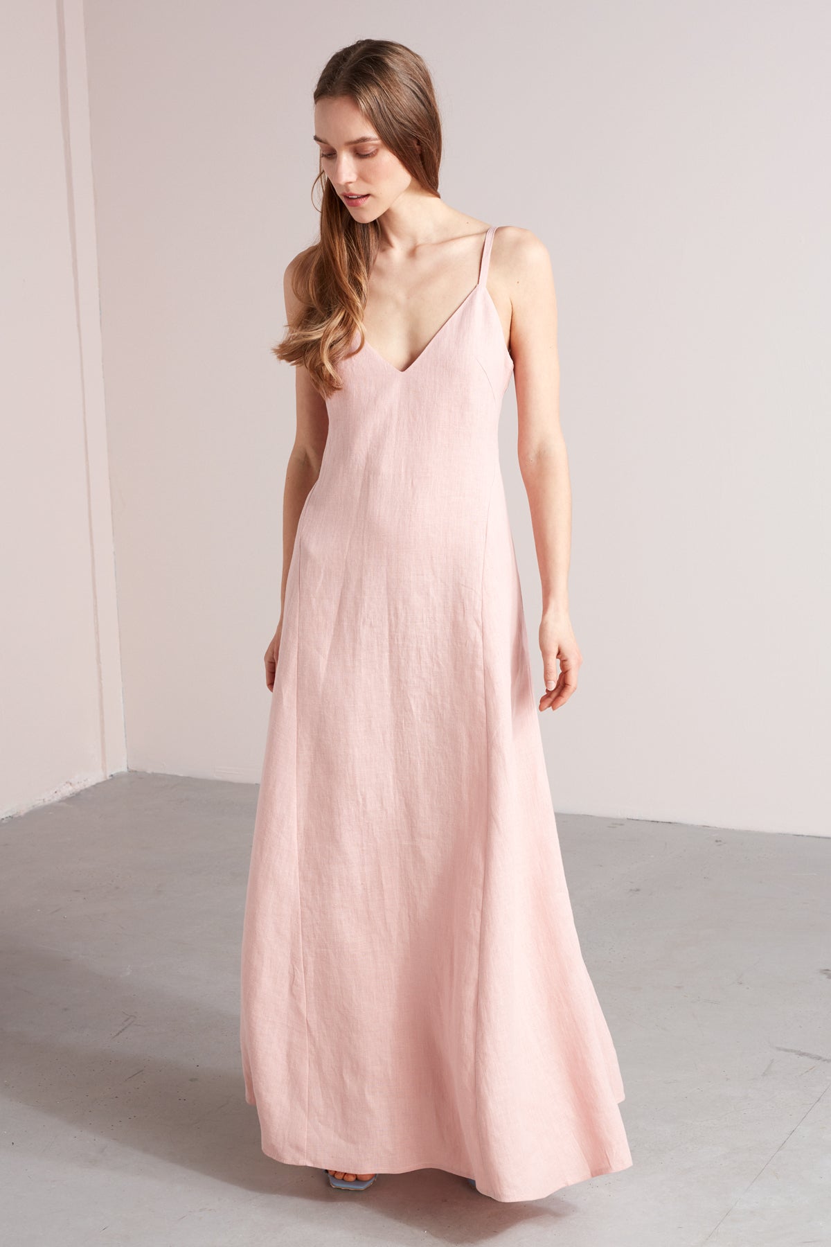ELONA maxi linen summer dress in dusty pink