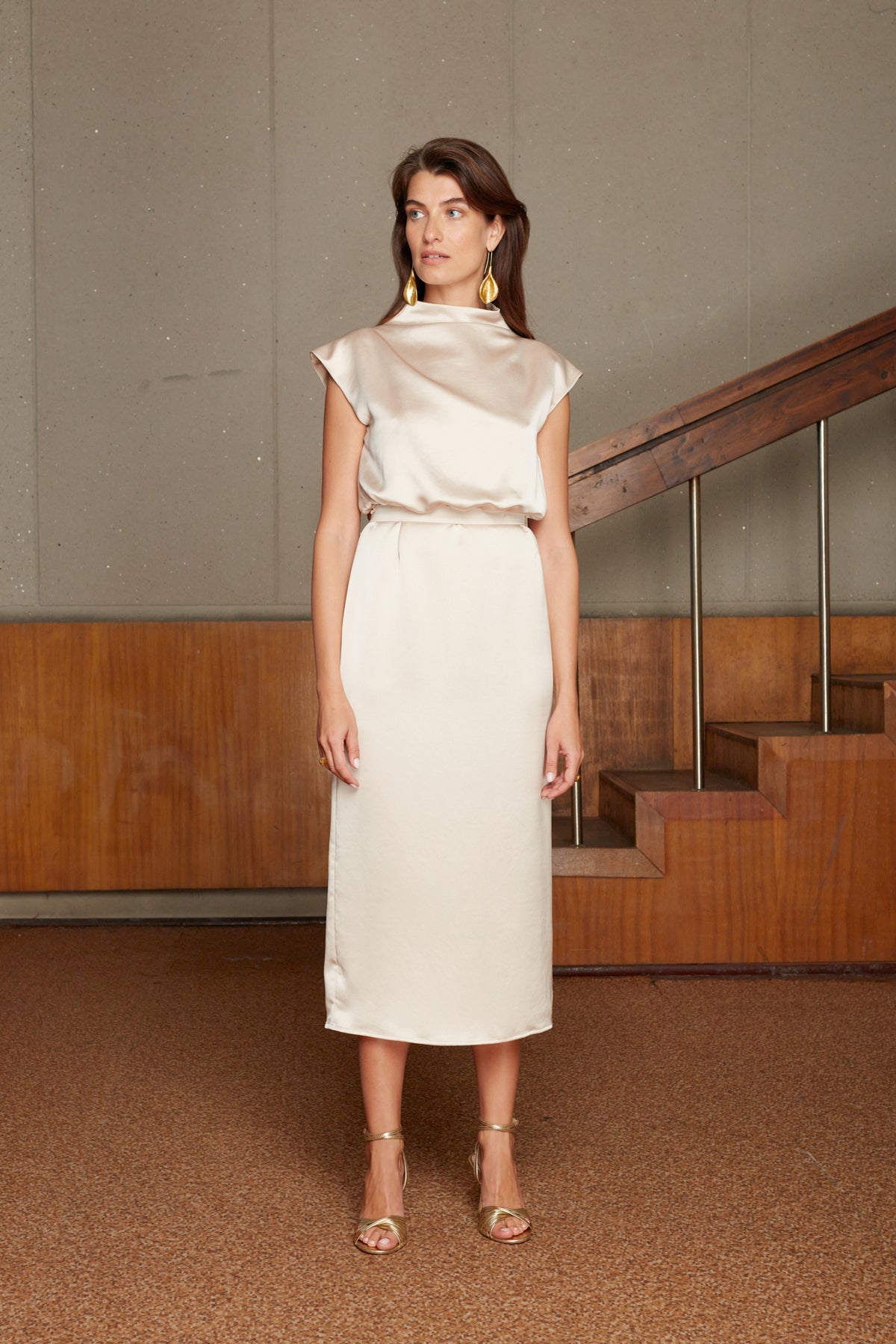 beige satin midi dress TESSA elegant kimono sleeves Size:US12/UK16/EU42 silky satin Other brands can use Classic Black and White