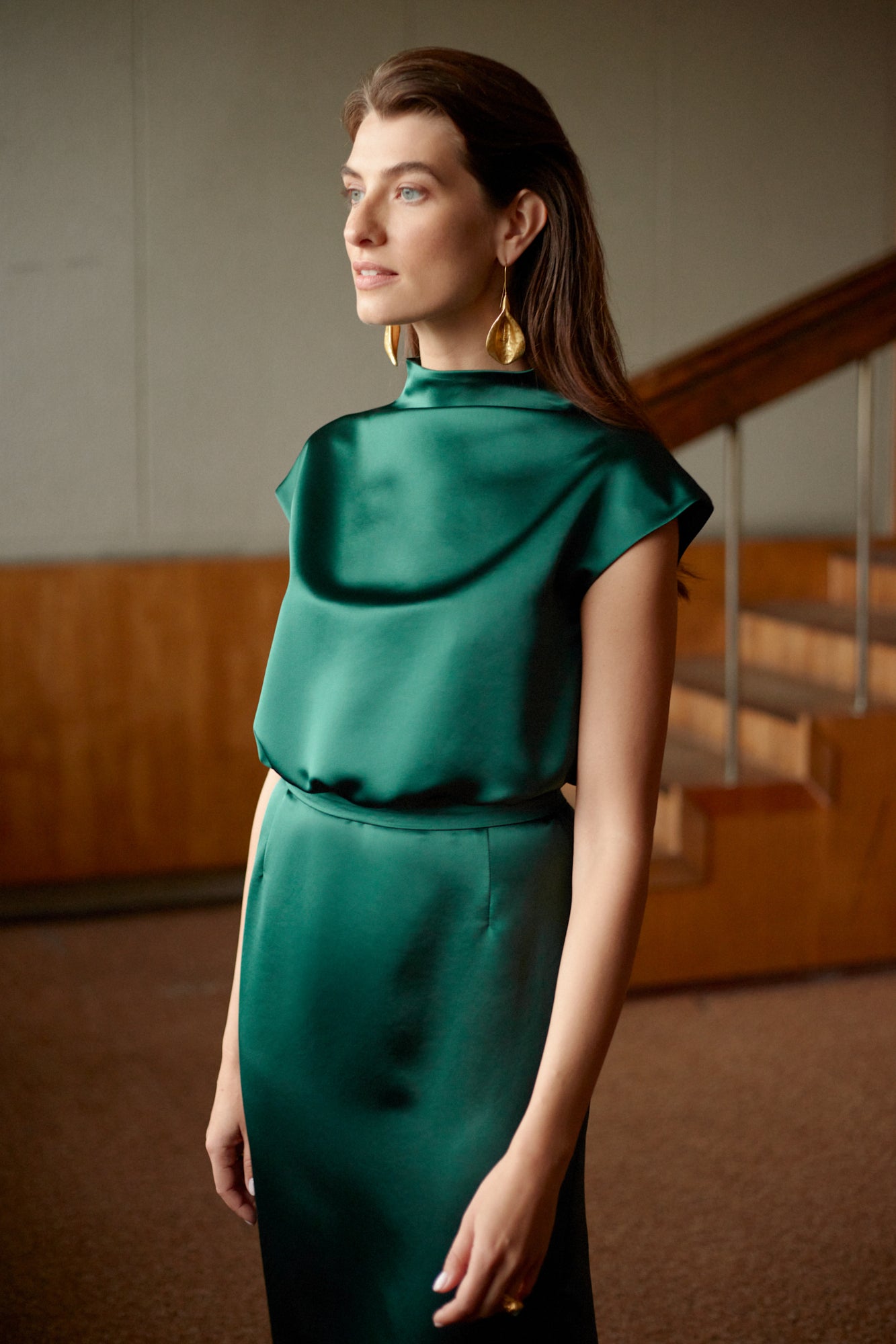emerald green dress for wedding guest plus size