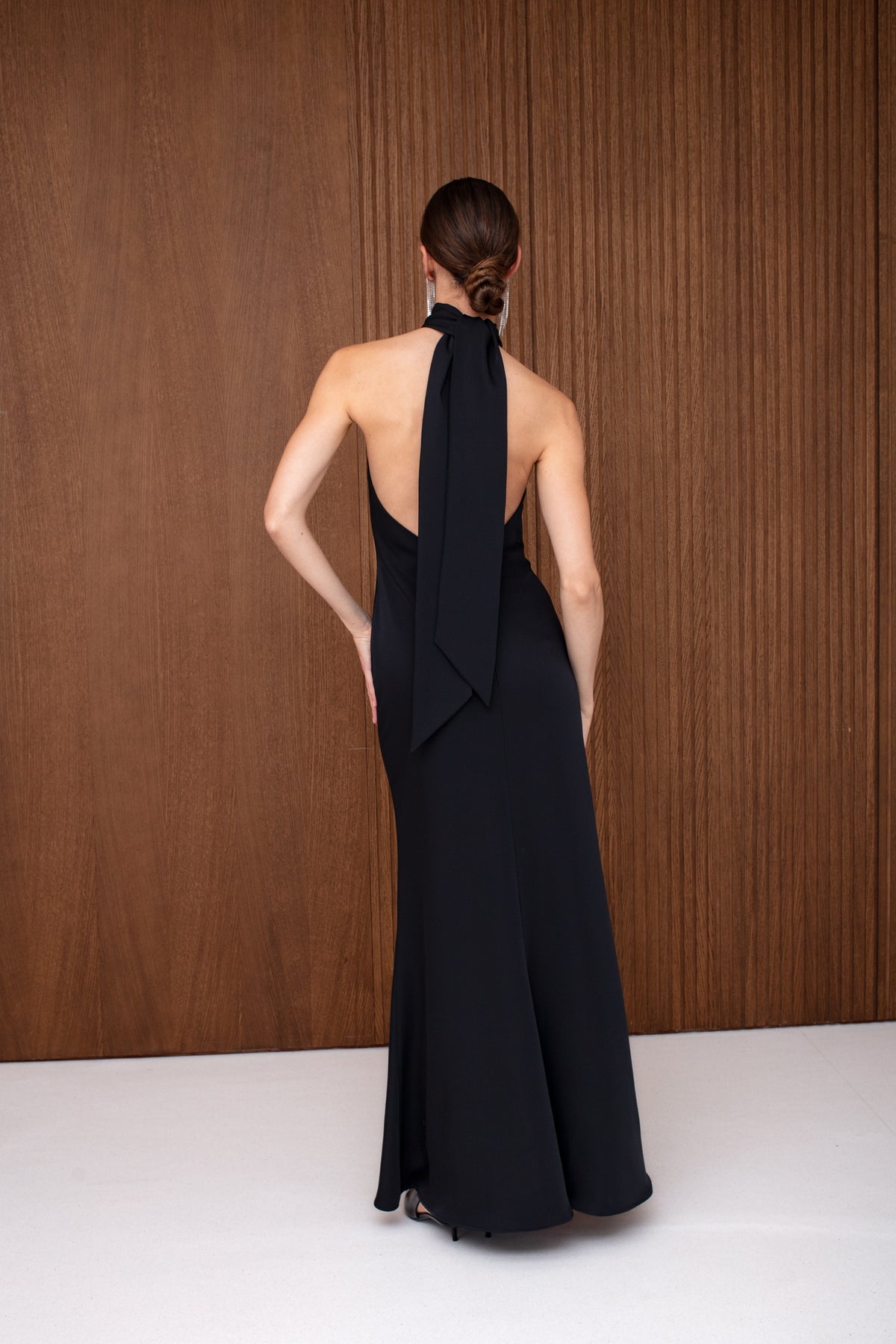 VALERIE Black Open-Back Elegant Maxi Dress