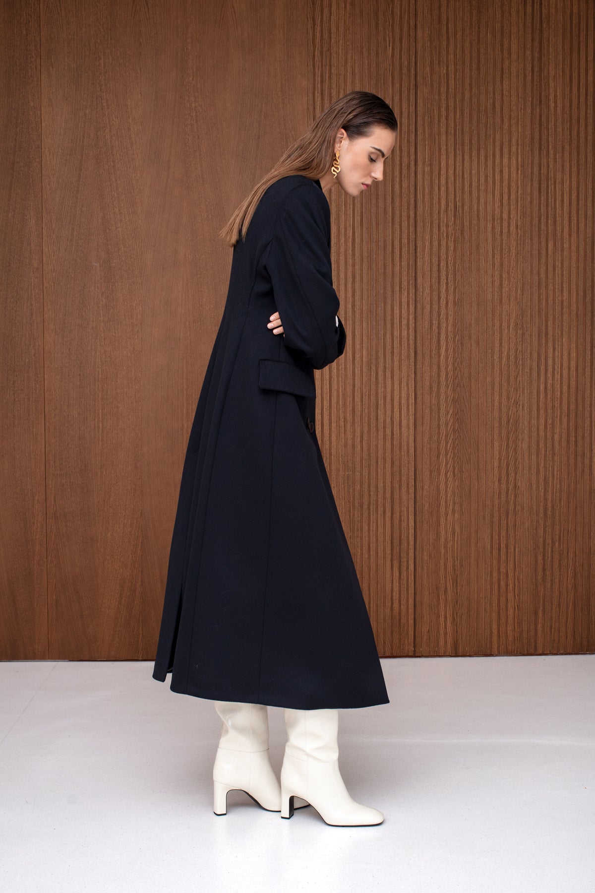 ADELA Black Classic Double Breasted Cashmere Coat