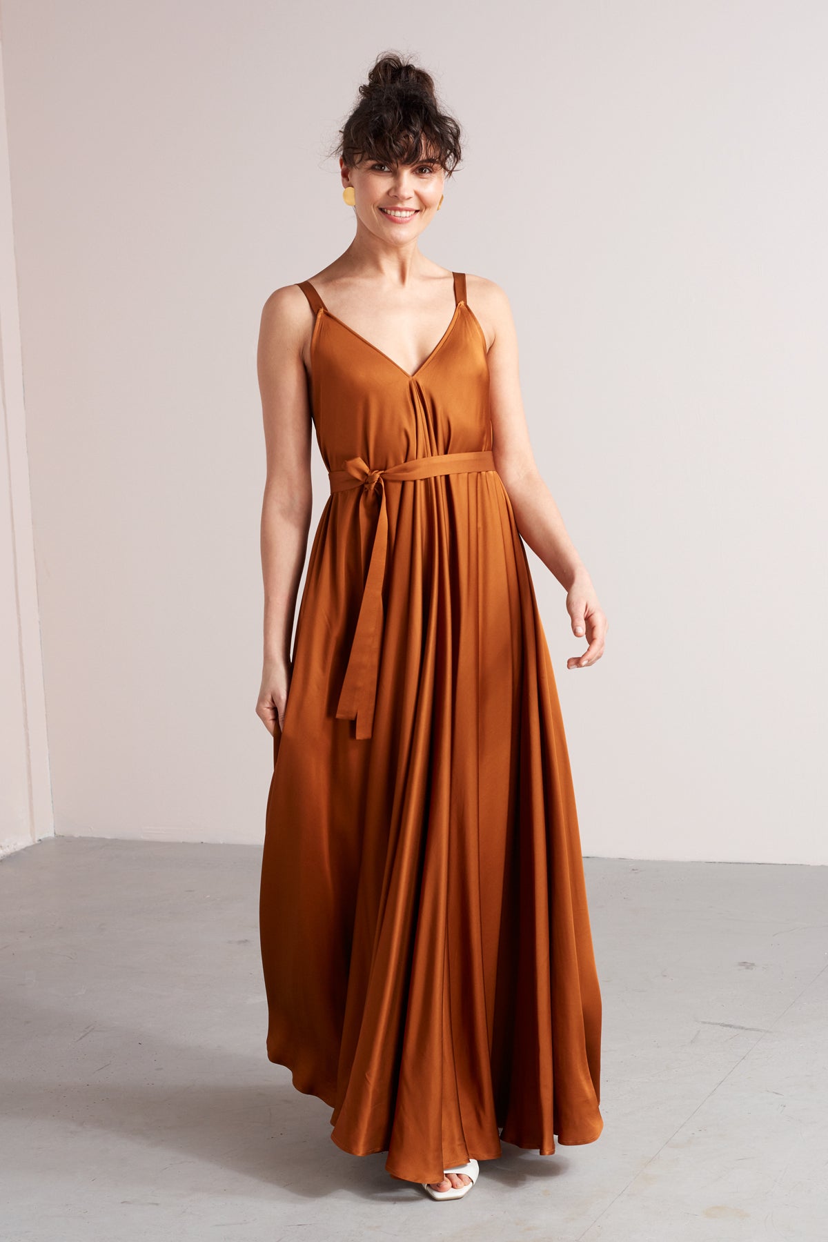 MALIA fluttering maxi dress in bronze