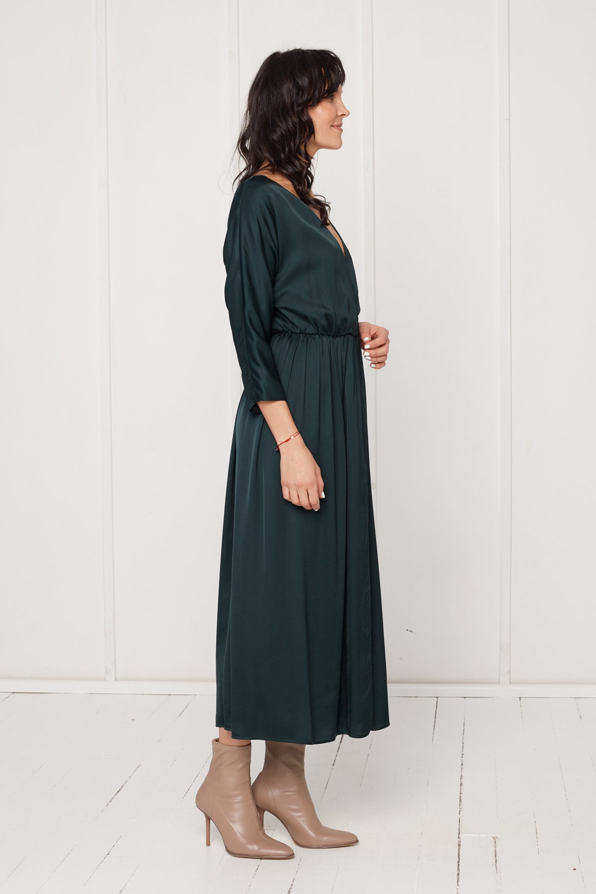 CIARA oversized kimono sleeve midi dress in dark green
