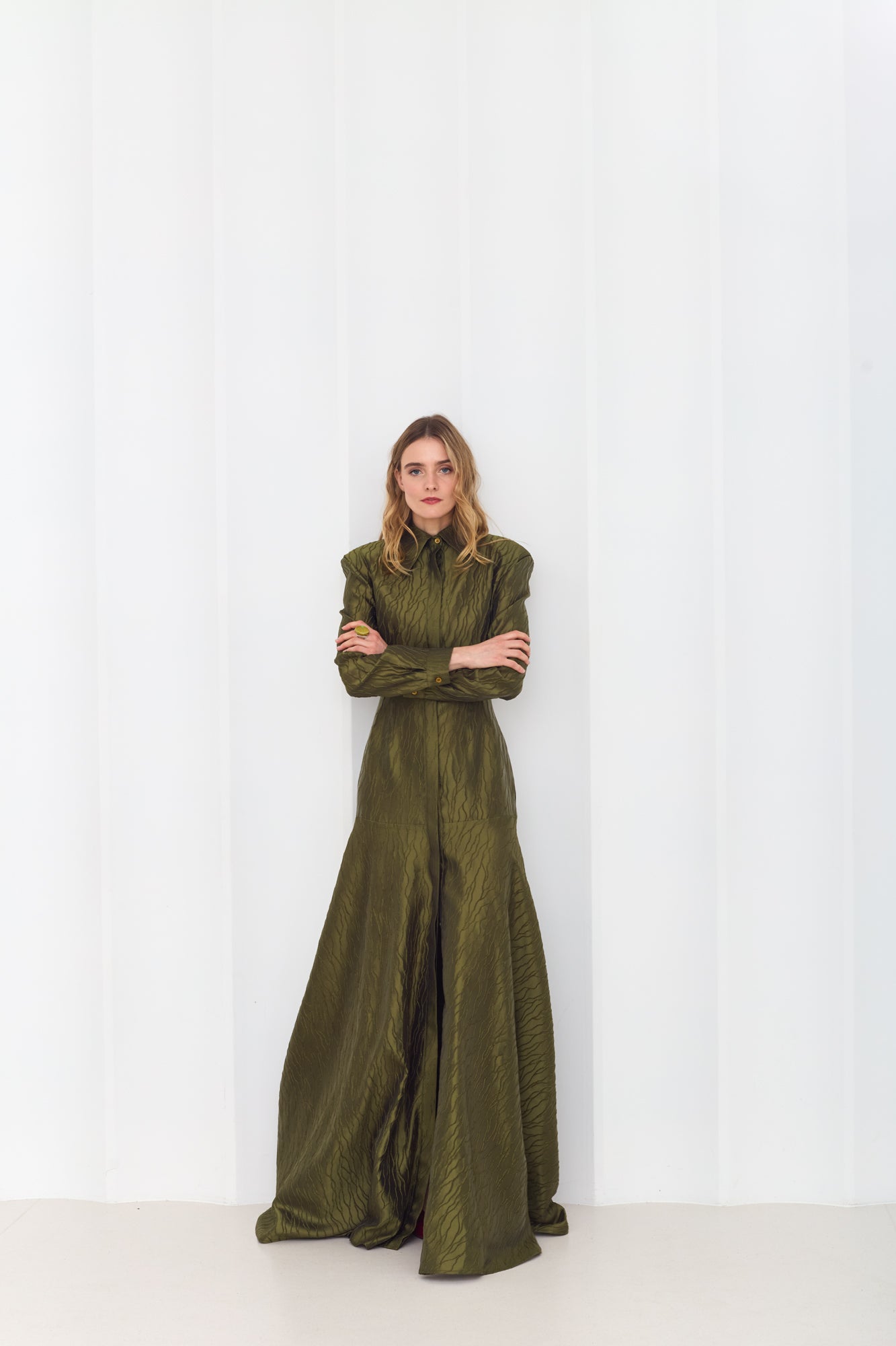 SERENA Elegant Olive Green Maxi Dress with Flared Skirt