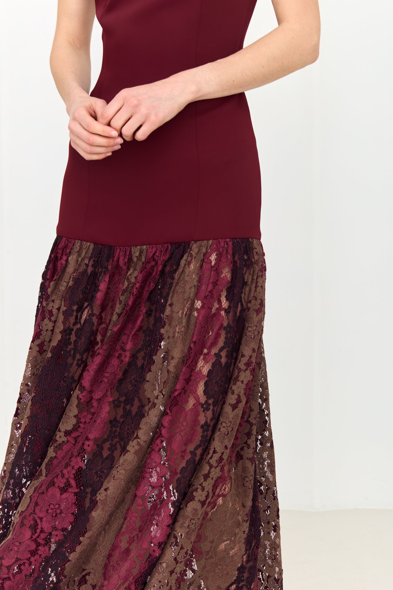 COLETTE Burgundy Evening Dress With Maxi Lace Skirt