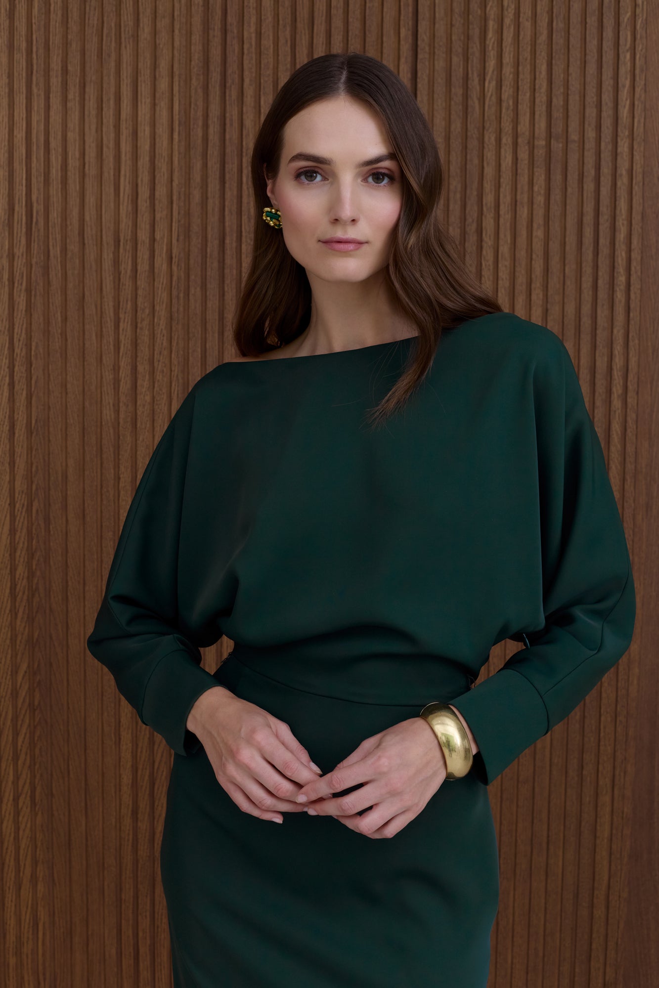 AGALIA Deep Green Off-the-Shoulder Midi Dress