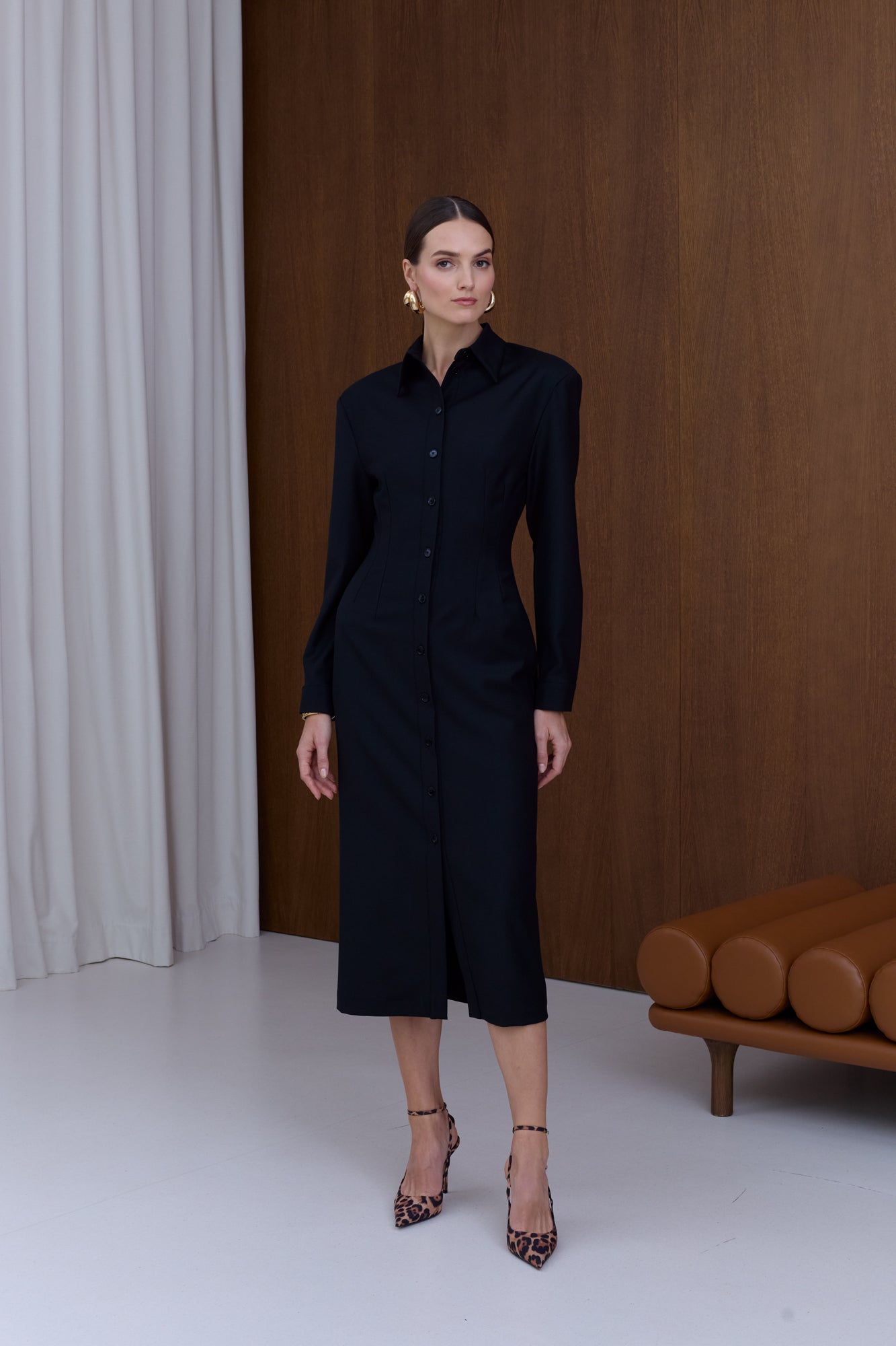 EDITH Black Wool Midi Dress