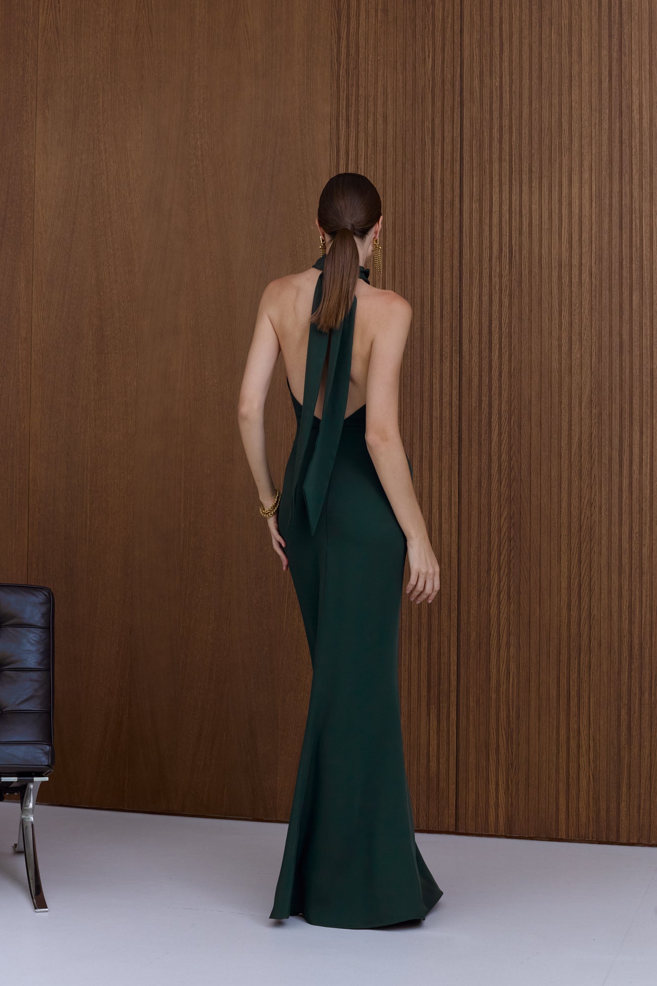 VALERIE Deep Green Open-Back Maxi Dress