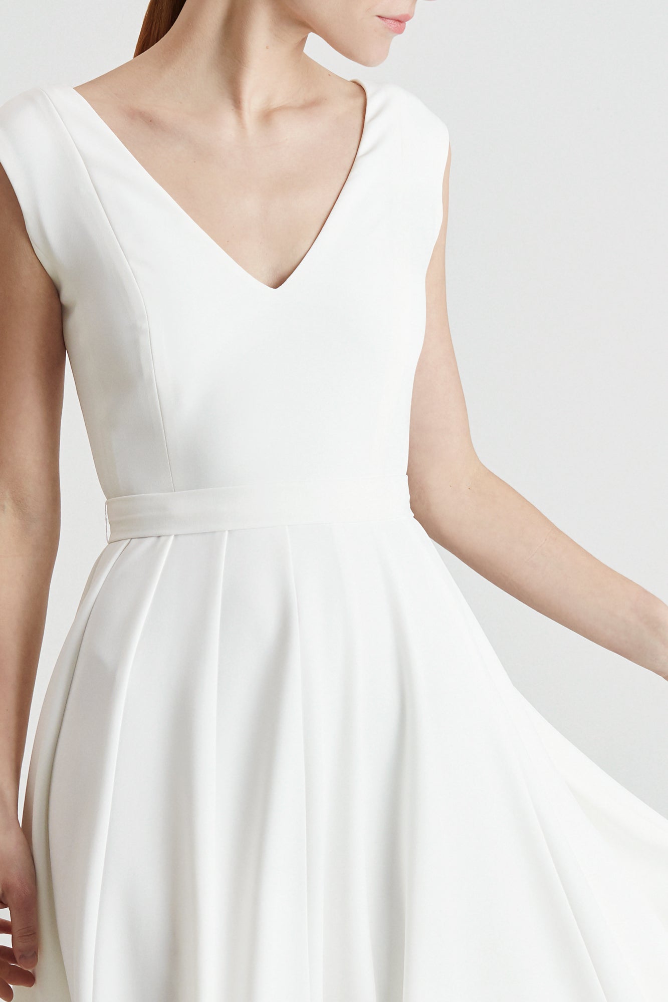 Minimalist V Back bridal Dress
