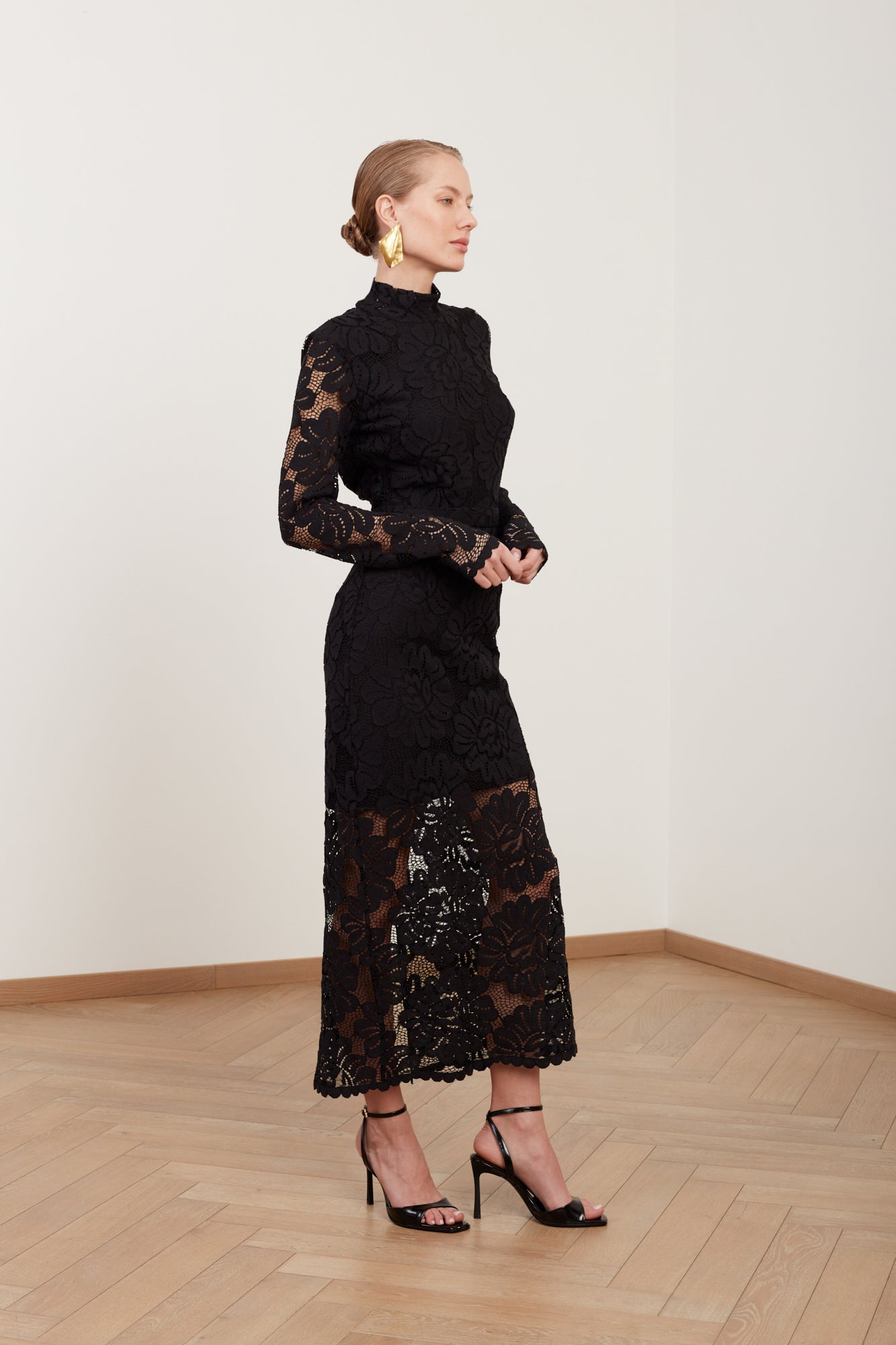 ELENA black floral lace dress with turtleneck – UNDRESS