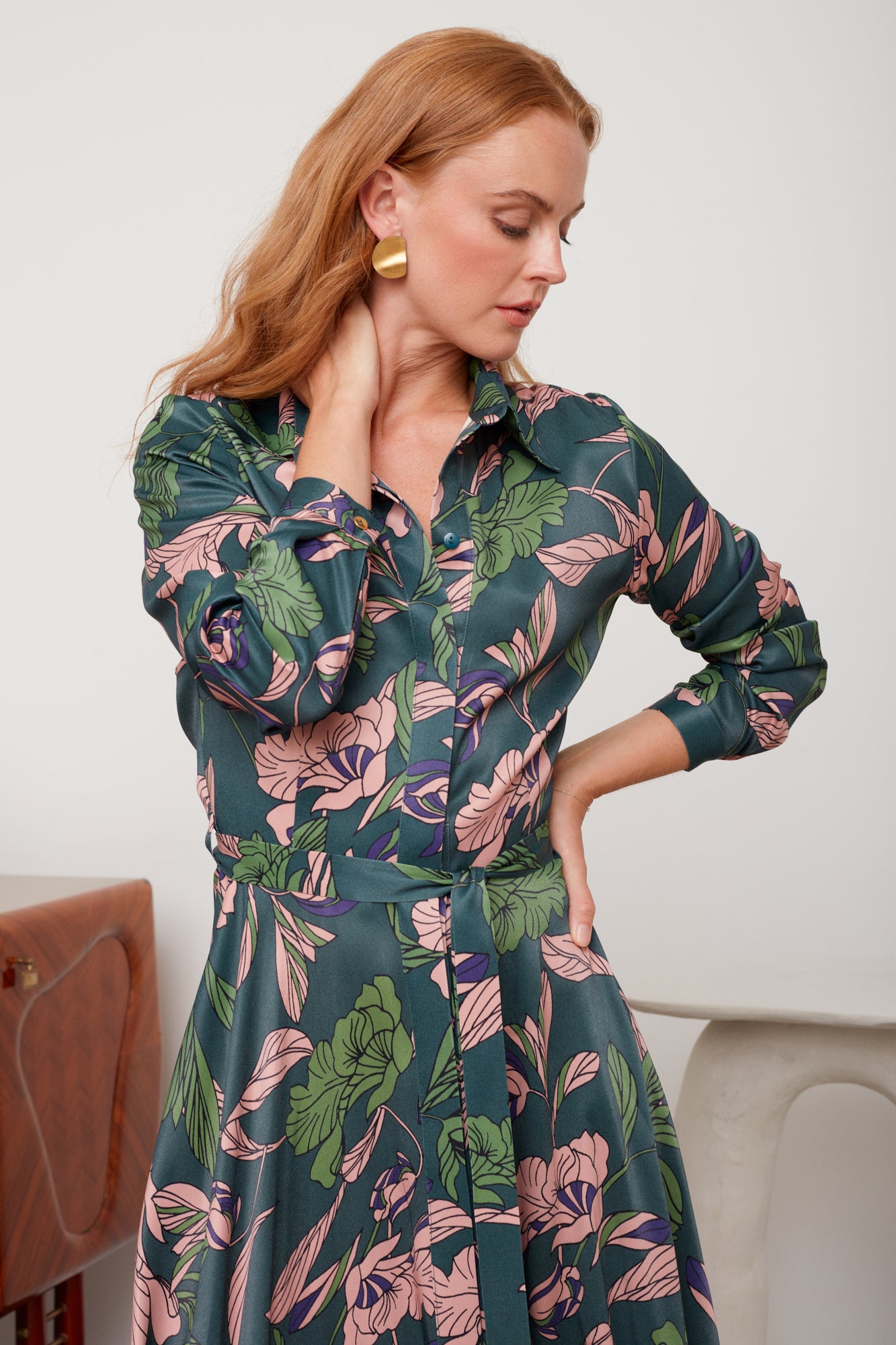 Feminine and Fresh: BRUNA Midi Shirt Dress in Floral