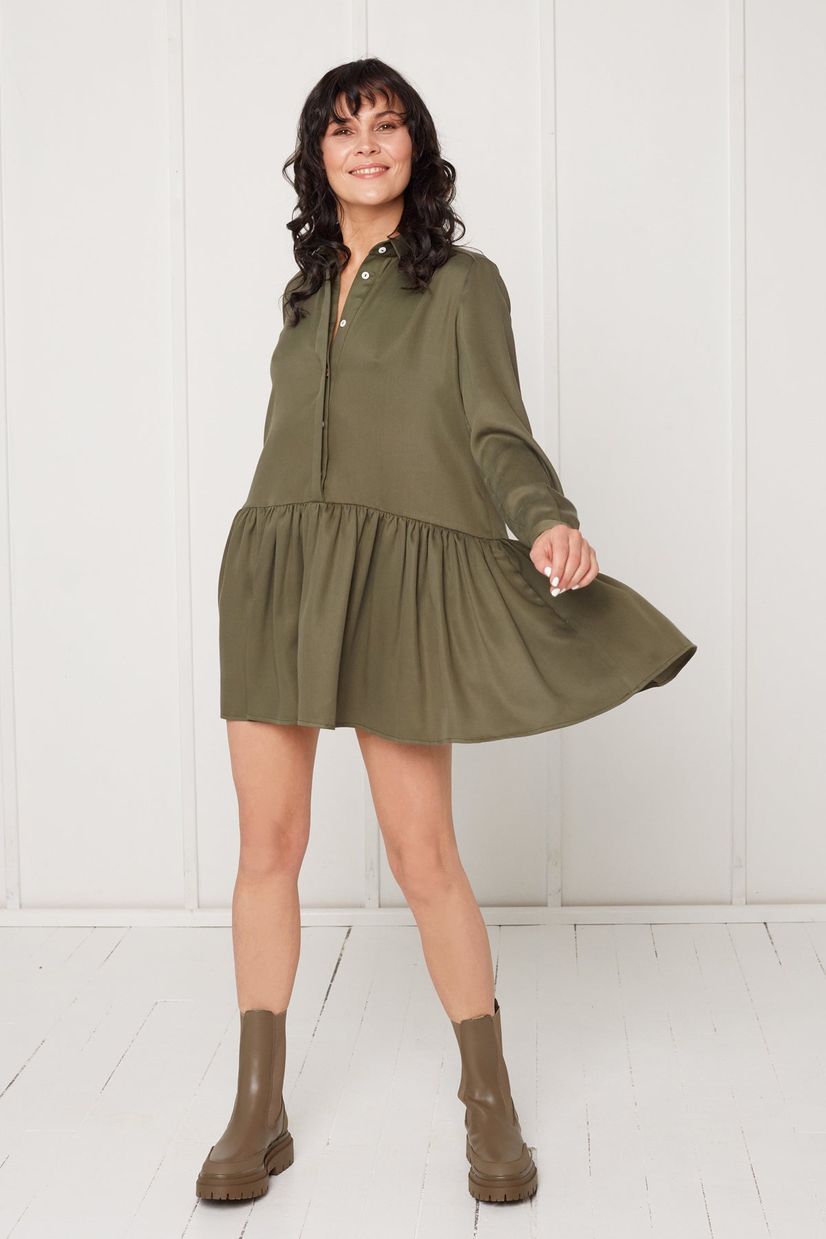 DANA tencel shirt dress with front frill in military green