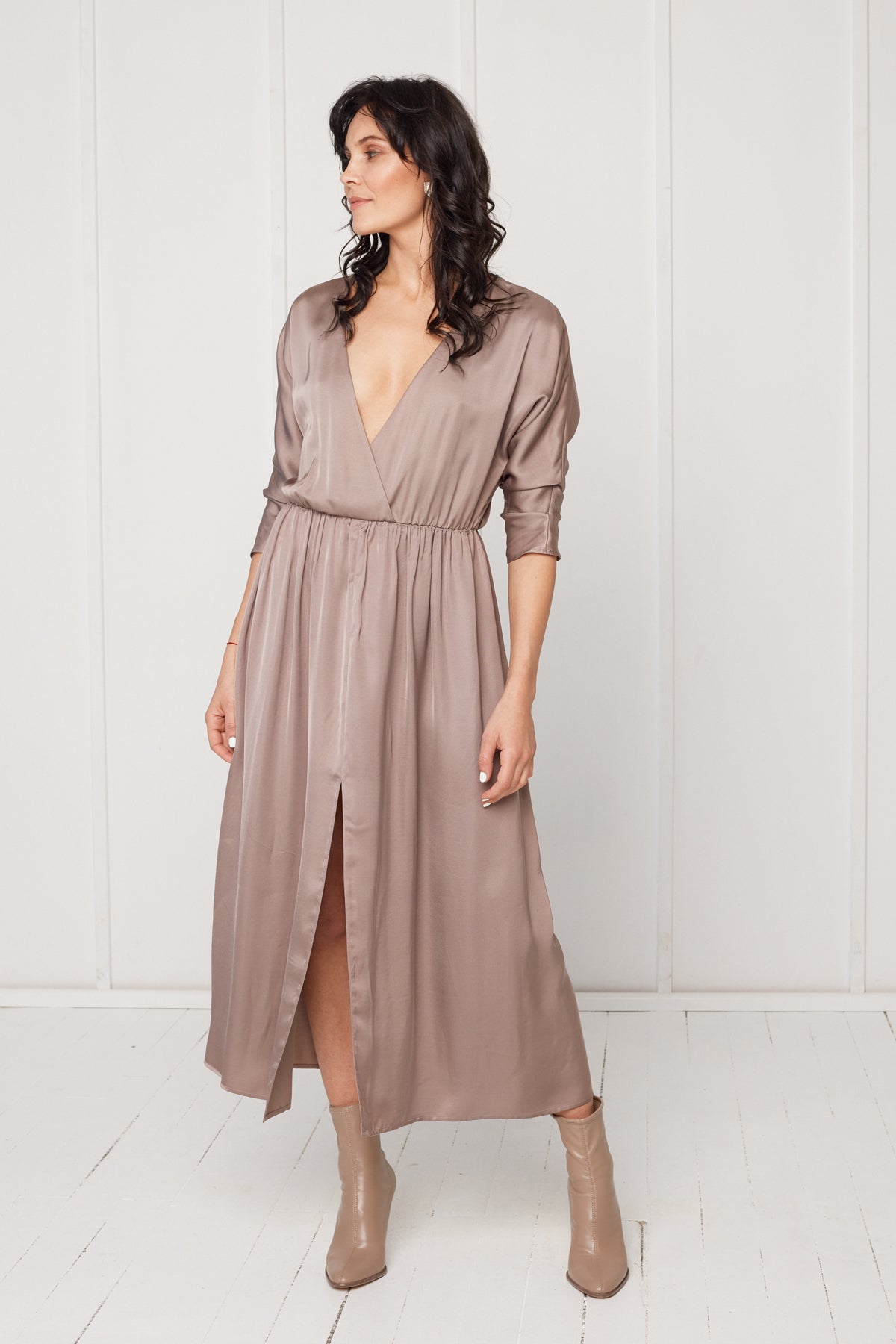 CIARA oversized kimono sleeve midi dress in taupe