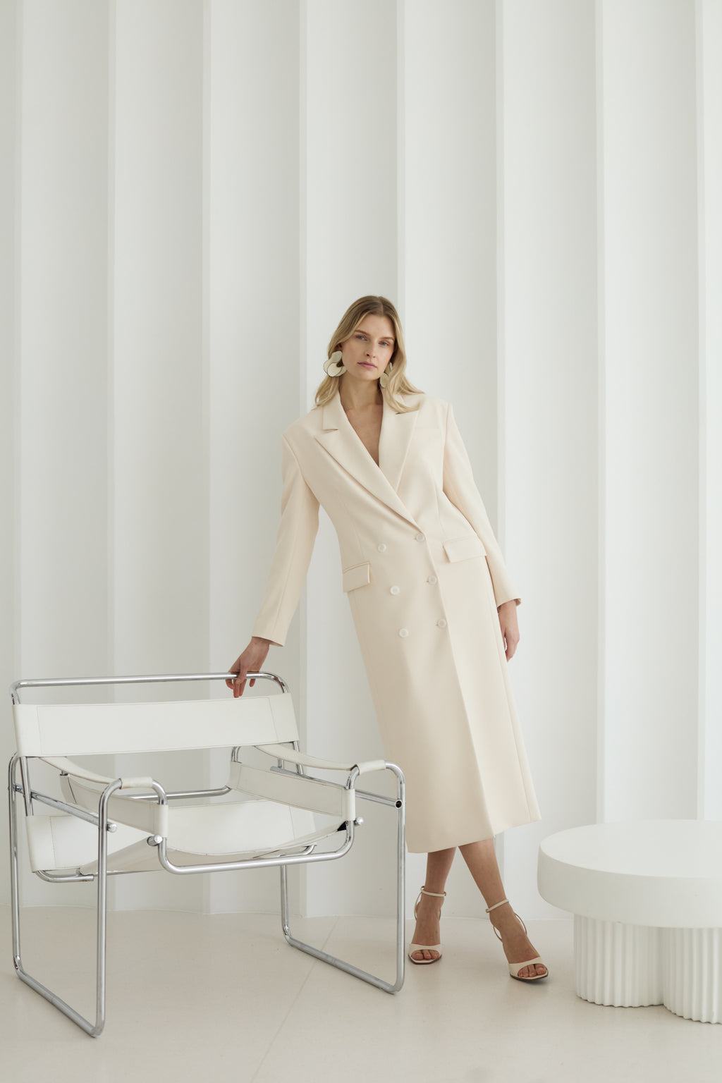 HOUDA Oversized Cream Midi Blazer Dress