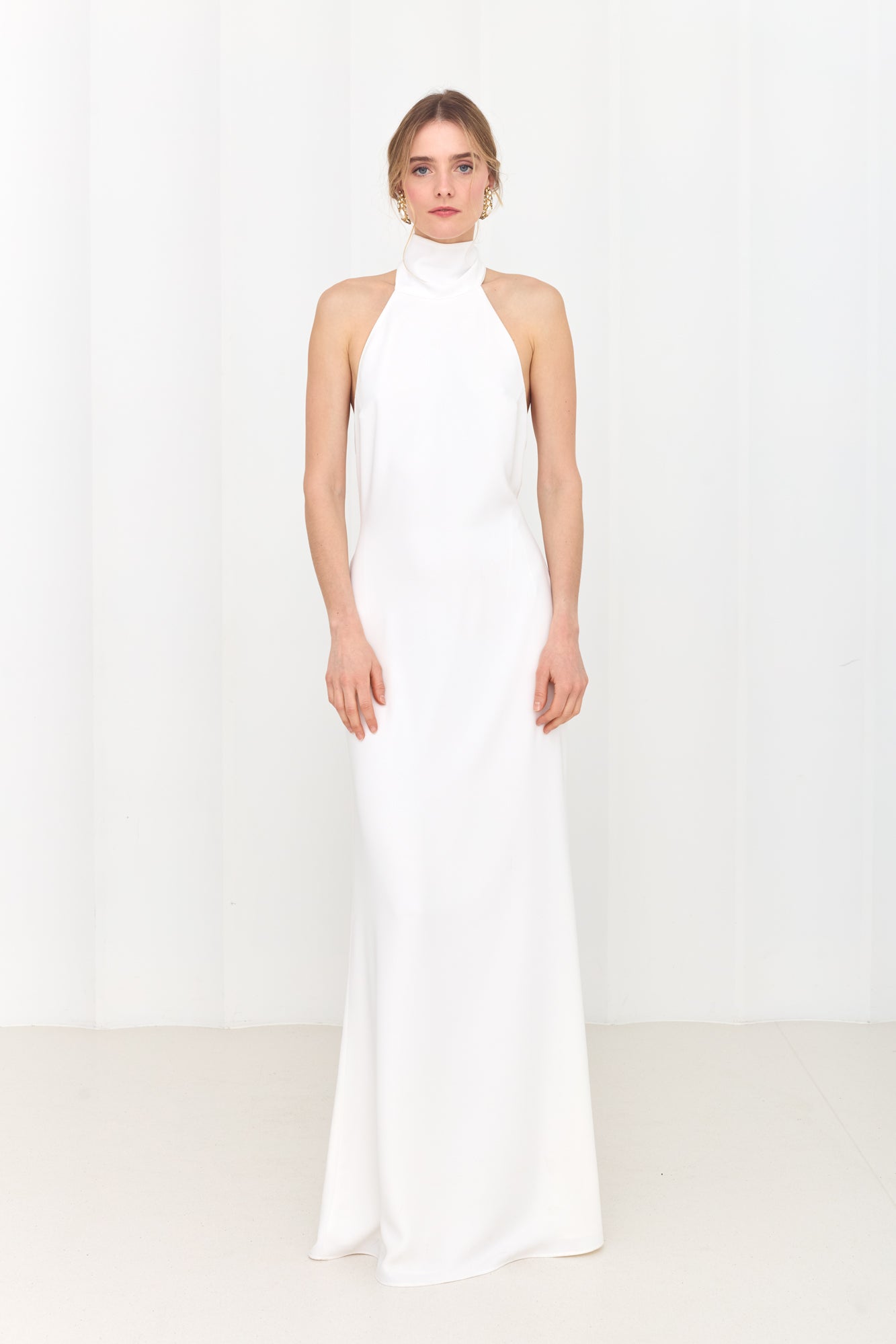 VALERIE Long White Minimalist Wedding Gown