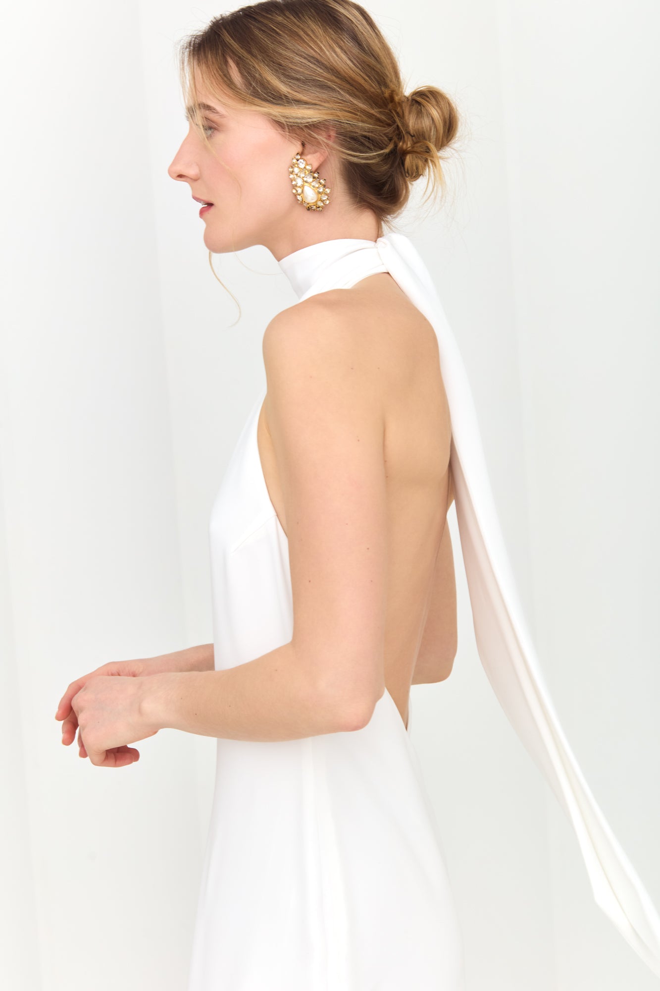 VALERIE Long White Minimalist Wedding Gown
