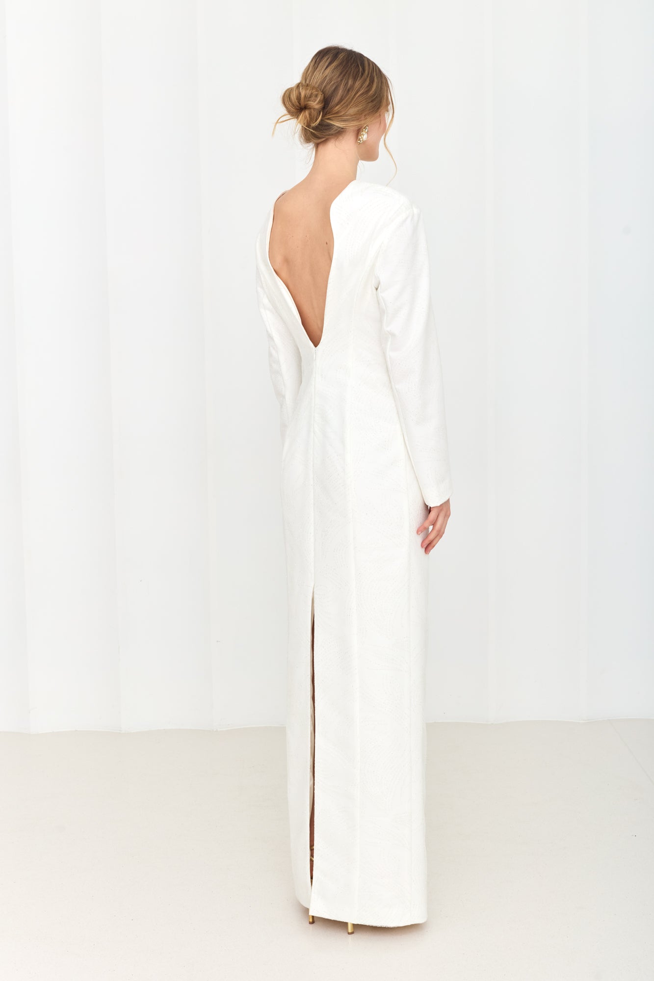 SAMANTA White Glliter Fabric Wedding Gown with Wavy Open Back