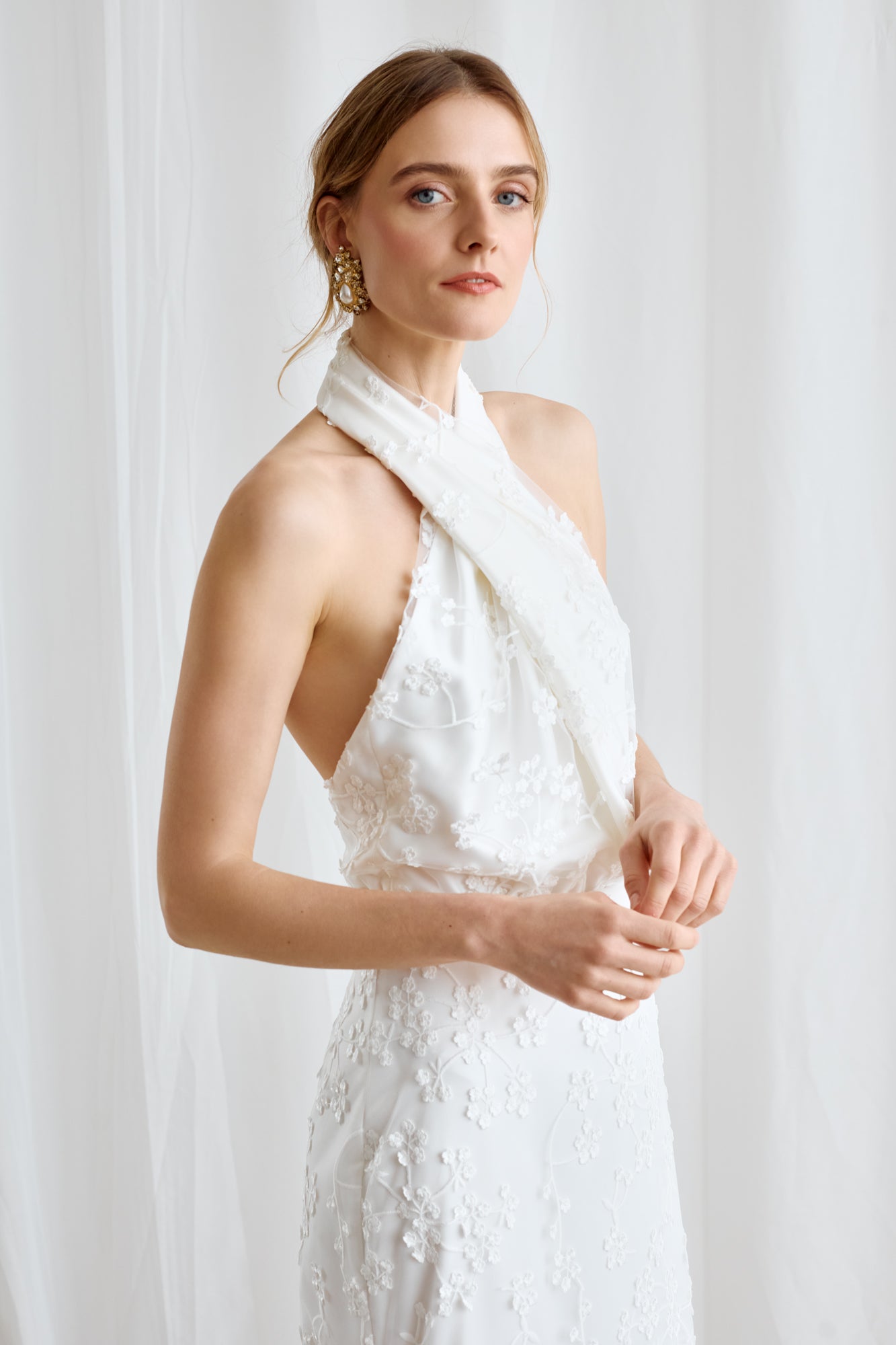 ALIUR White Lace Wedding Gown with X Neckline