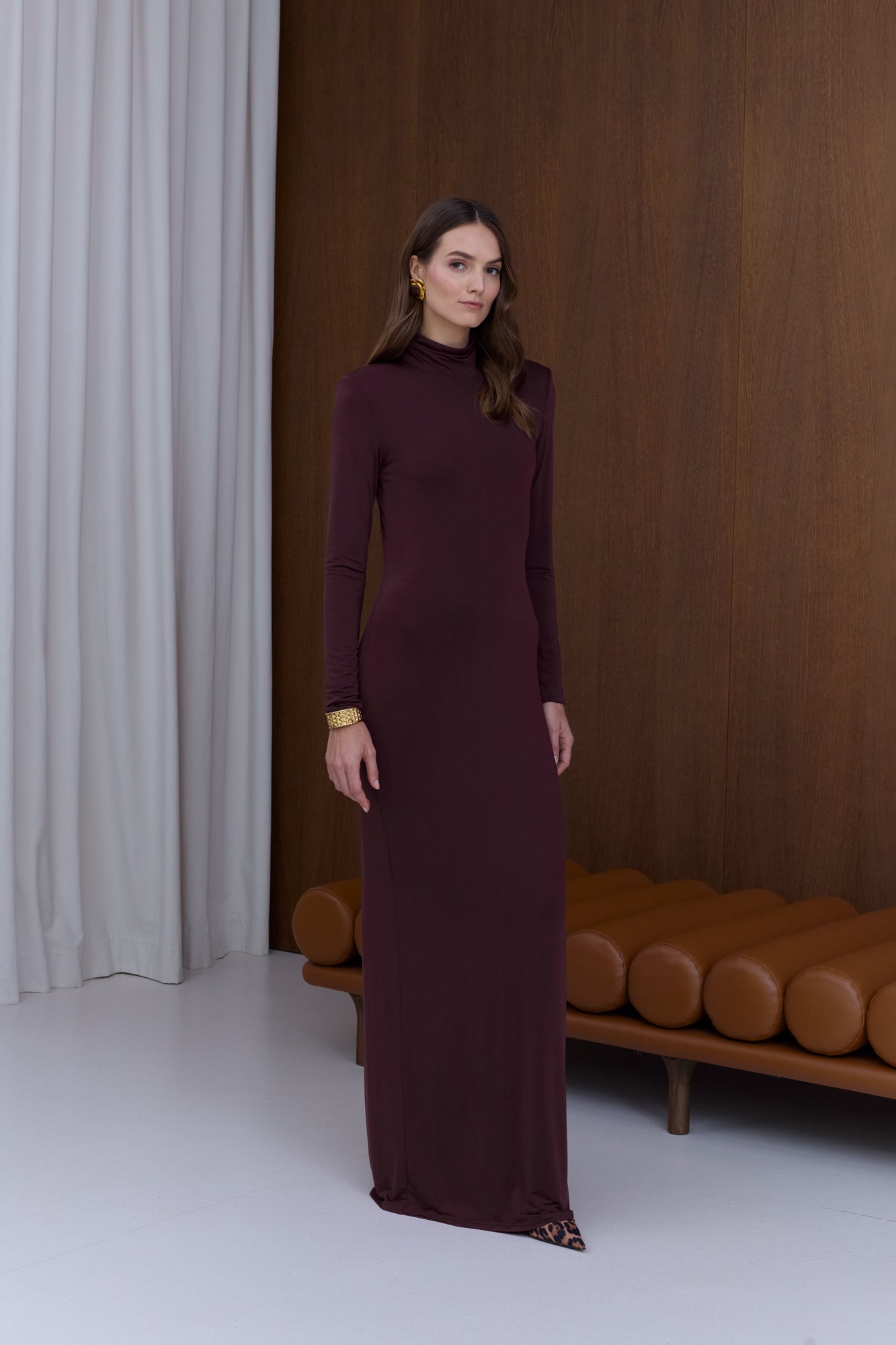 CINTIA Burgundy Open-Back Maxi Dress