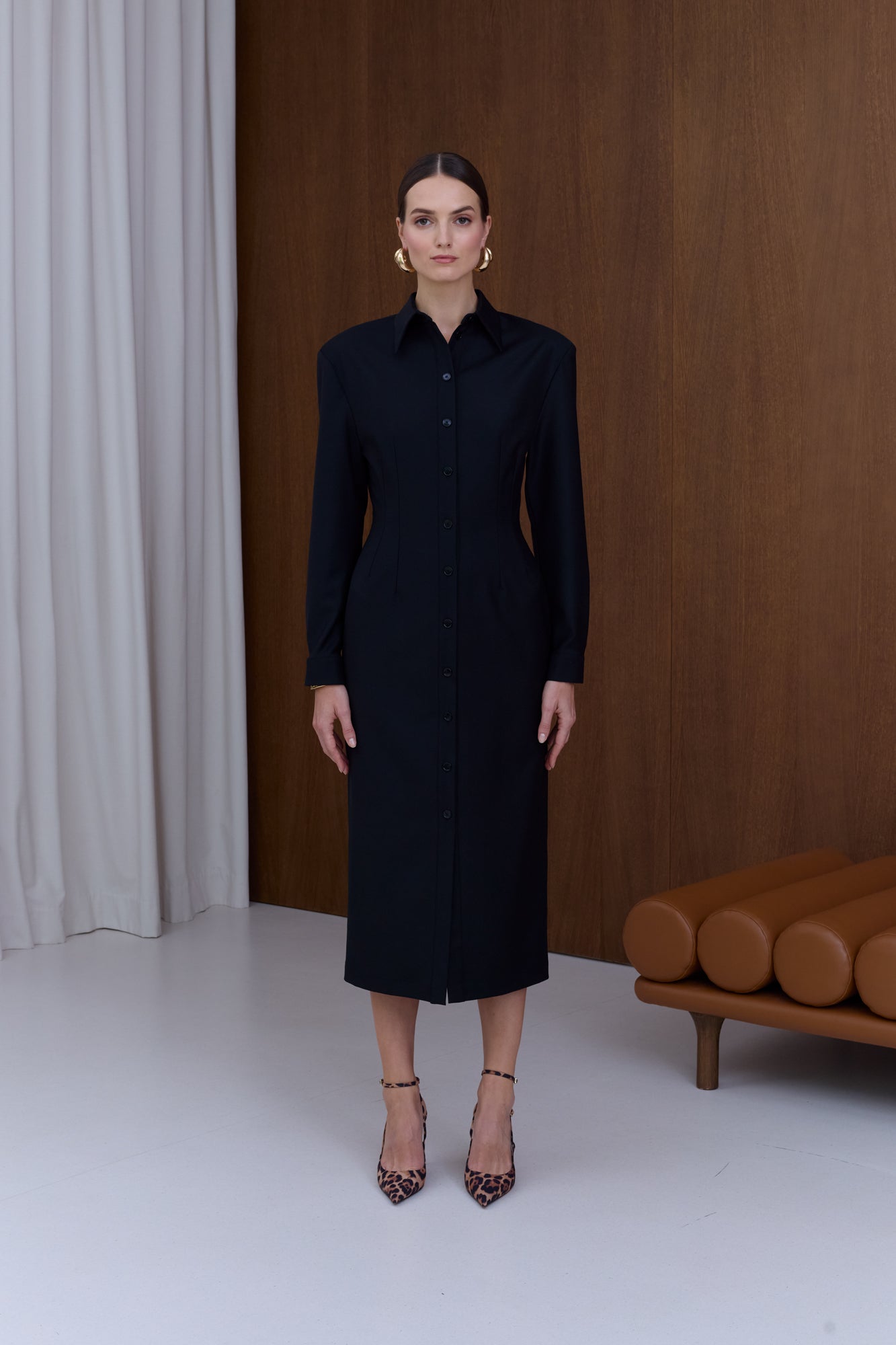 EDITH Black Wool Midi Dress