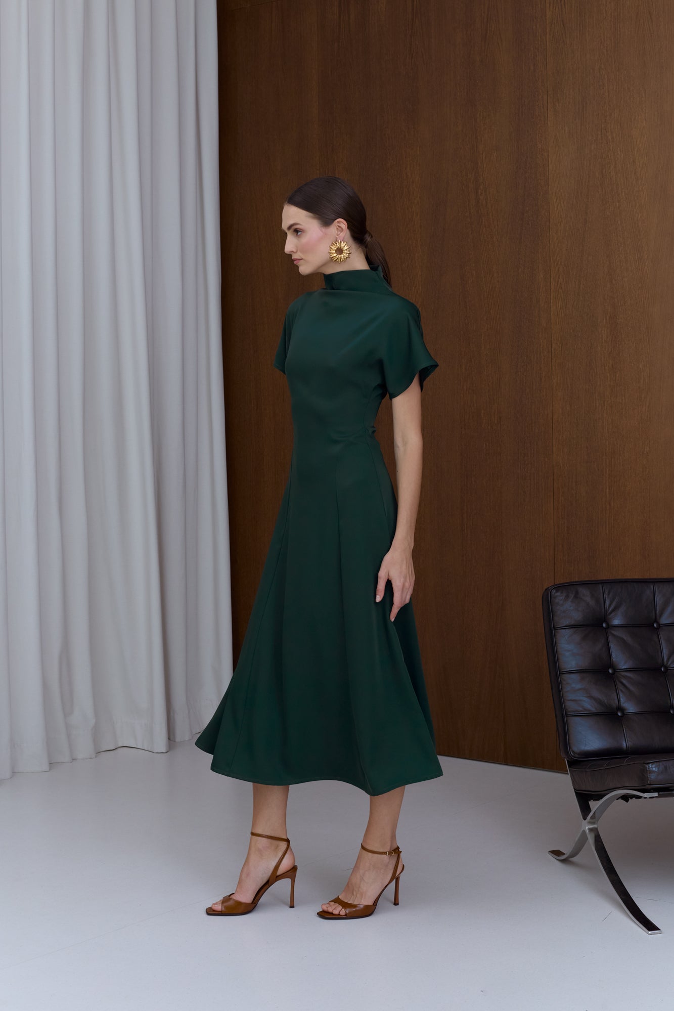 TORI Deep Green Structured Midi Dress