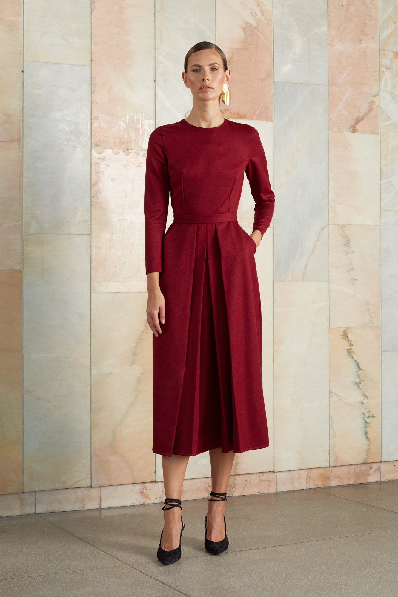 Red classic pleated skirt dress with pockets